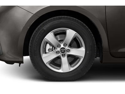 2020 Toyota Sienna LE 8 Passenger