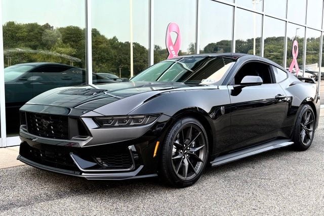 2025 Ford Mustang Dark Horse