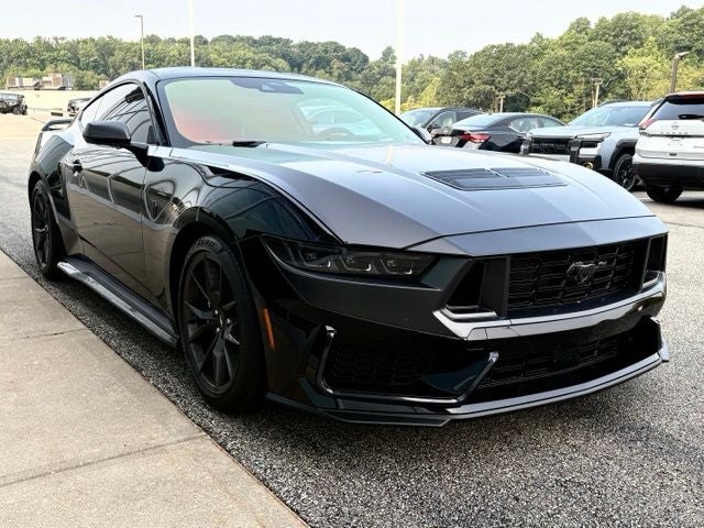 2025 Ford Mustang Dark Horse