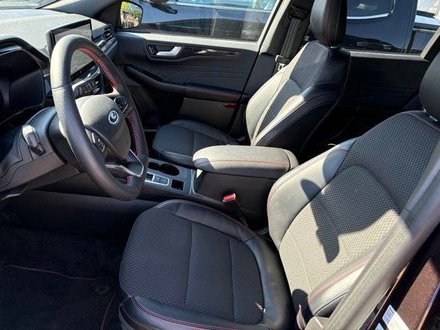 2023 Ford Escape ST-Line Select
