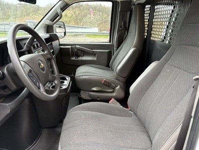 2024 Chevrolet Express 2500 Work Van Cargo