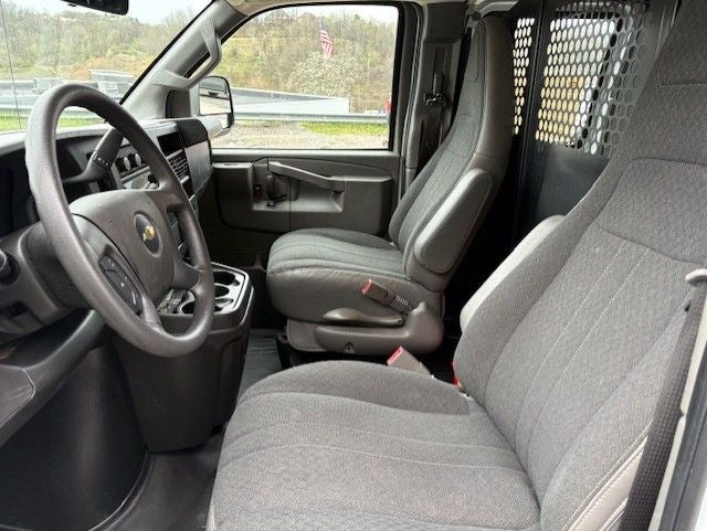 2025 Chevrolet Express Cargo Work Van - Photo 12