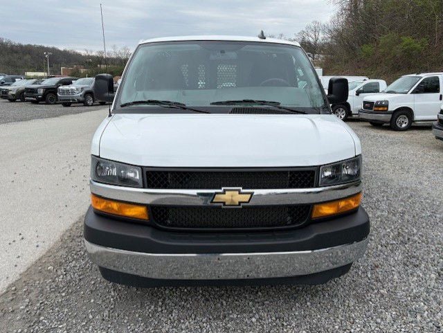 2025 Chevrolet Express Cargo Work Van - Photo 8