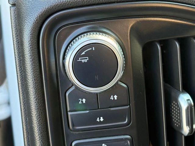 2022 GMC Sierra 3500HD Pro - Photo 17