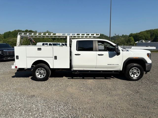 2022 GMC Sierra 3500HD Pro - Photo 6