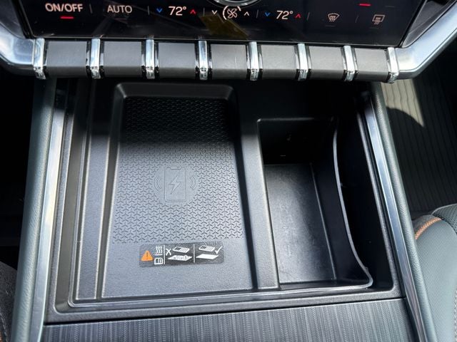 2024 GMC Acadia AT4
