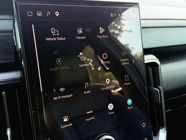 2024 GMC Acadia AT4