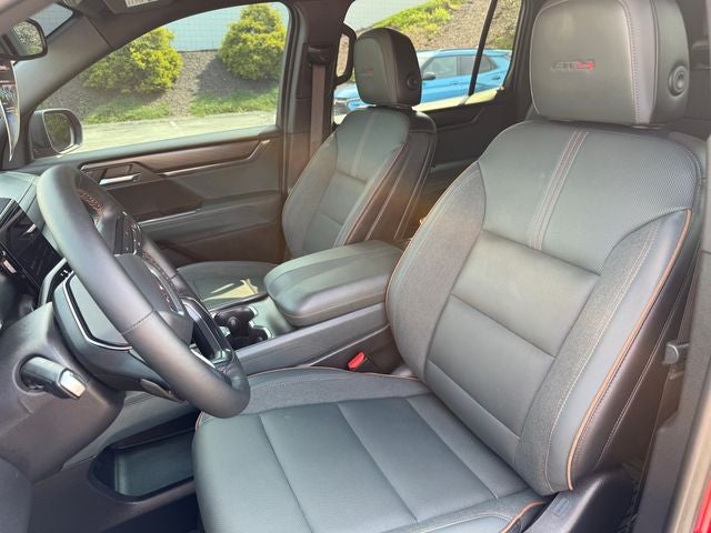 2024 GMC Acadia AT4