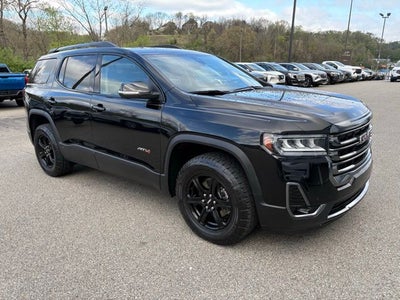 2023 GMC Acadia AT4