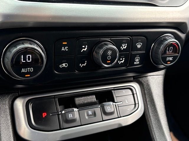 2023 GMC Acadia SLE - Photo 17