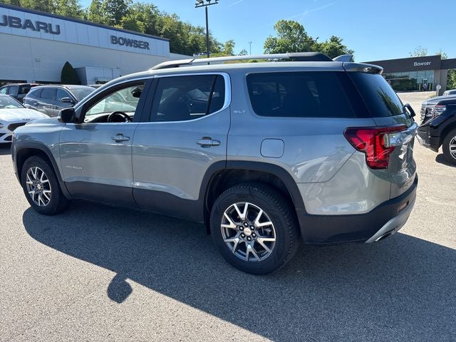 2023 GMC Acadia SLT