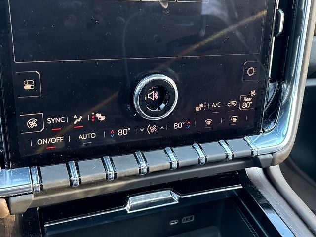 2025 GMC Yukon Denali Ultimate