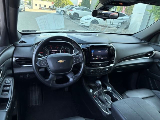 2022 Chevrolet Traverse LT Leather