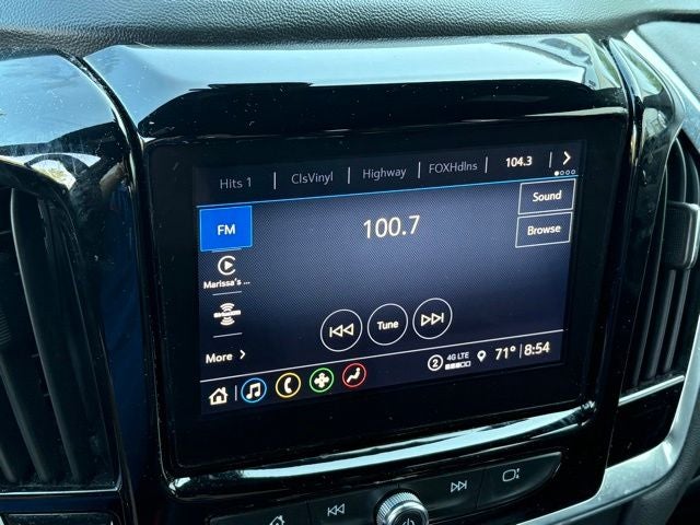 2022 Chevrolet Traverse LT Leather