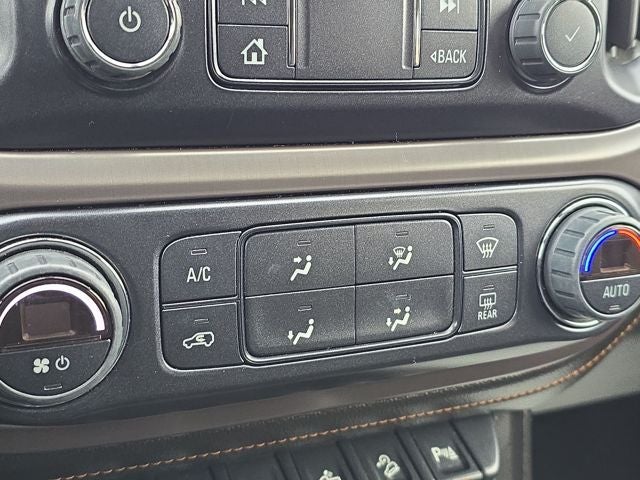 2022 GMC Canyon AT4 w/Leather