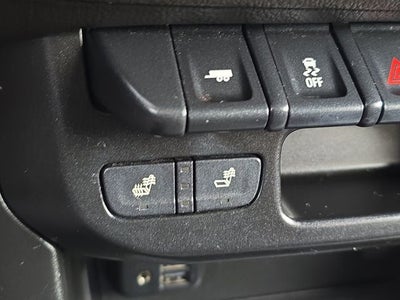 2022 GMC Canyon AT4 w/Leather