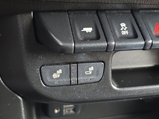 2022 GMC Canyon AT4 w/Leather