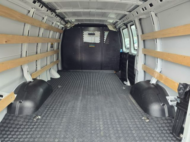 2024 GMC Savana 2500 Work Van