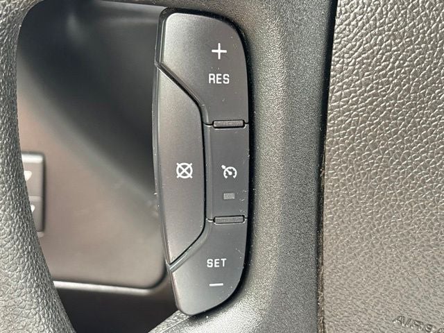 2021 GMC Savana Cargo Work Van - Photo 17