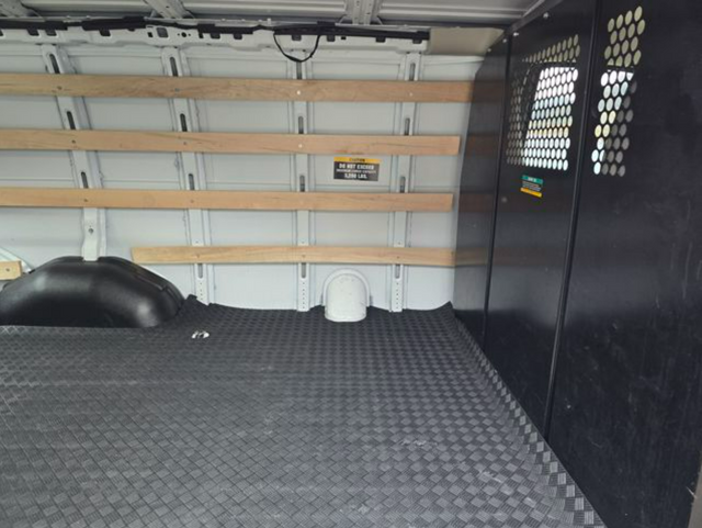 2025 GMC Savana Cargo Work Van - Photo 11