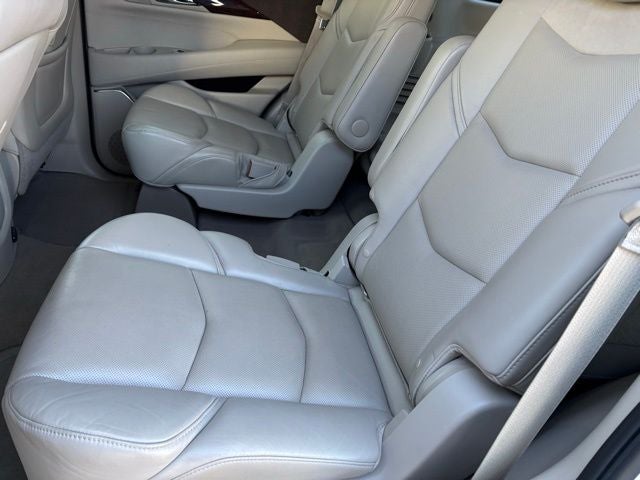 2015 Cadillac Escalade Luxury