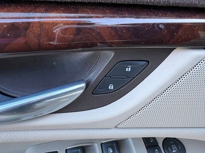 2015 Cadillac Escalade Luxury