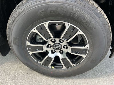 2023 Nissan Titan SV