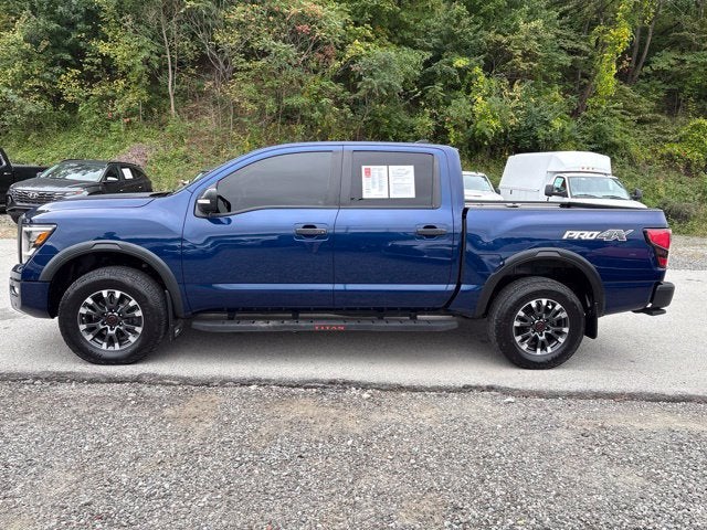 2024 Nissan Titan PRO-4X - Photo 2