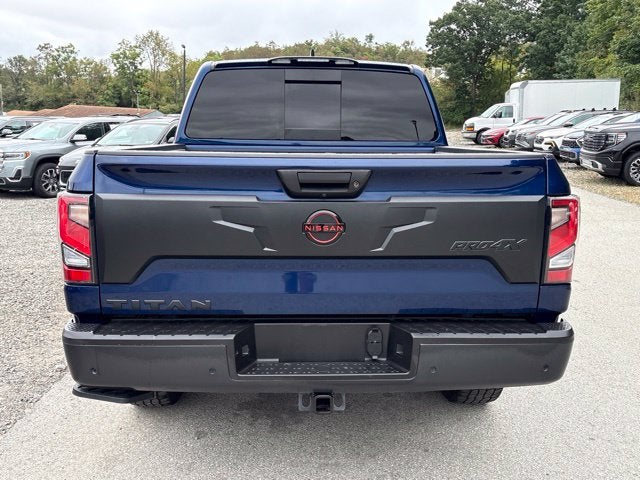 2024 Nissan Titan PRO-4X - Photo 4