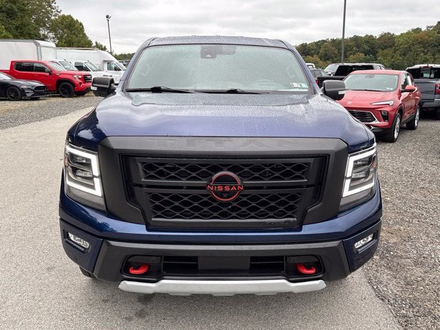 2024 Nissan Titan PRO-4X - Photo 8