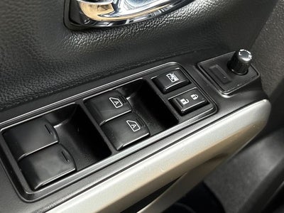 2019 Nissan Titan SV