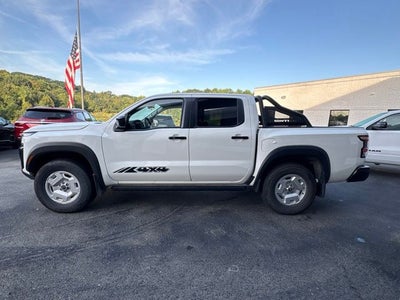 2024 Nissan Frontier SV