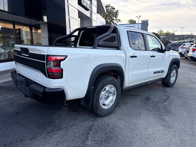 2024 Nissan Frontier SV