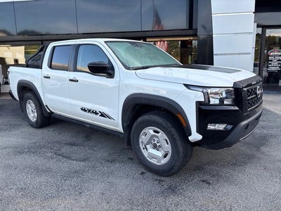 2024 Nissan Frontier SV