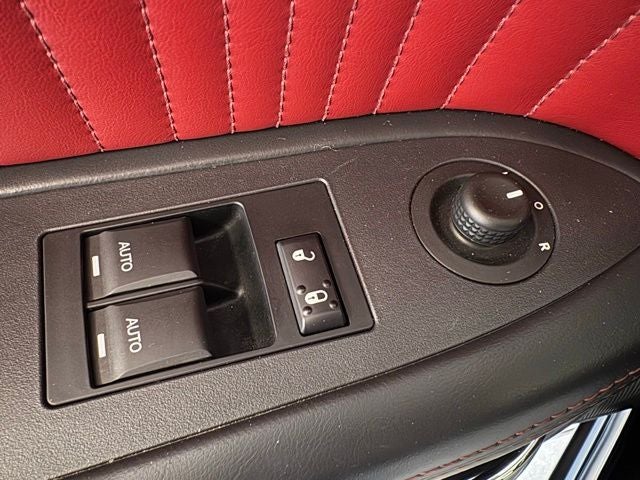 2014 Dodge Challenger R/T Shaker