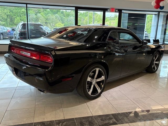 2014 Dodge Challenger R/T Shaker