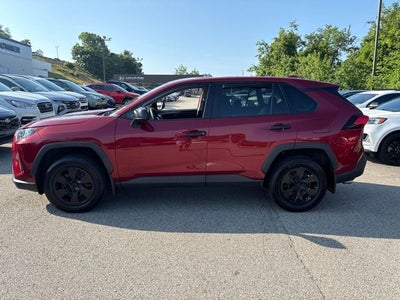 2022 Toyota RAV4 LE