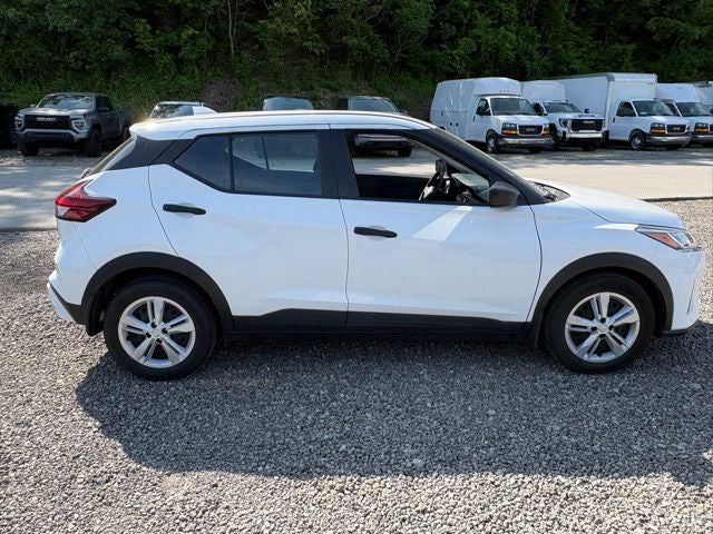 2021 Nissan Kicks S