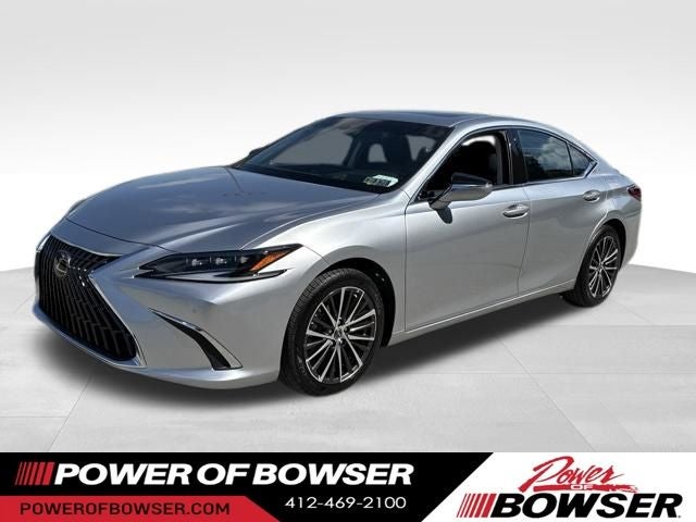 2024 Lexus ES 300h 300h's photo