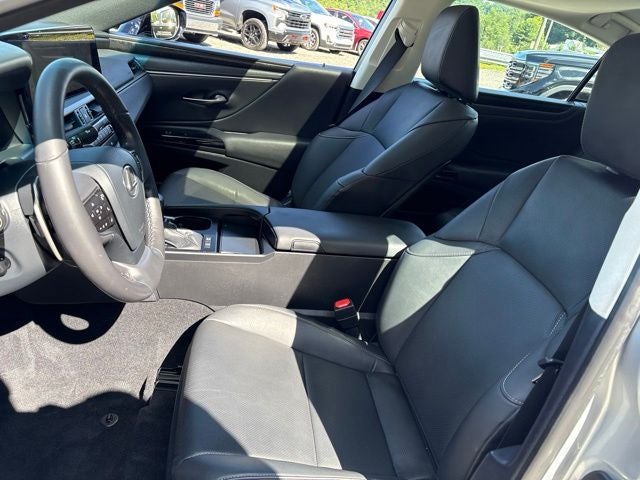 2024 Lexus ES Hybrid 300h - Photo 9