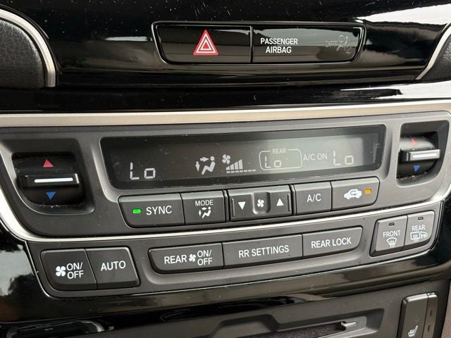 2021 Honda Pilot Touring - Photo 21