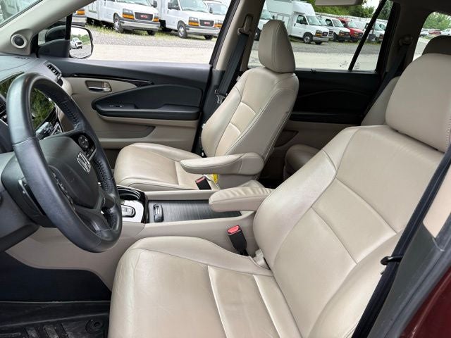 2021 Honda Pilot Touring - Photo 9