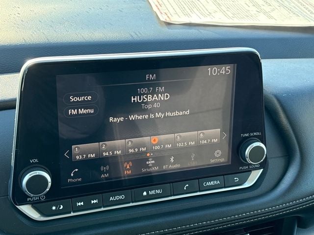 2025 Nissan Rogue SV