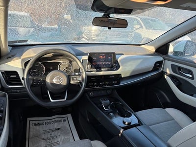 2022 Nissan Rogue SV