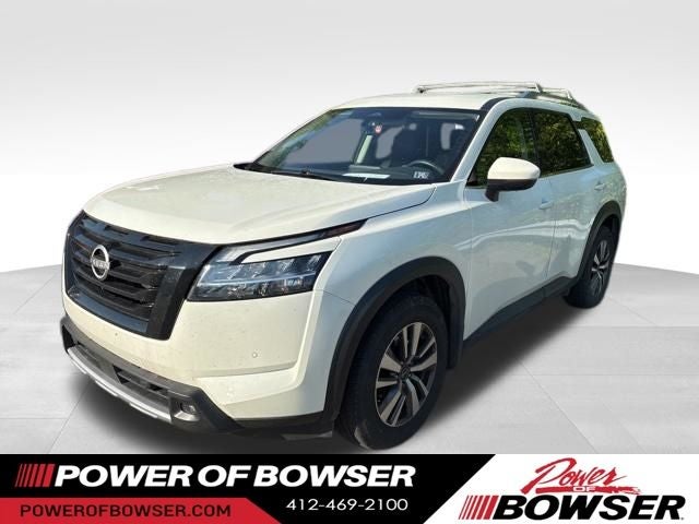 2023 Nissan Pathfinder SL