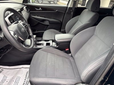 2020 Kia Sorento LX