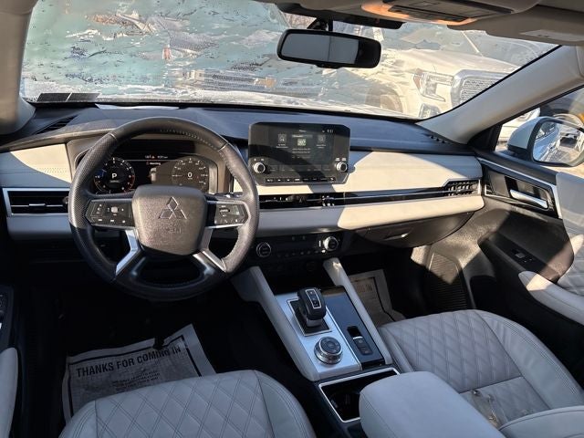 2022 Mitsubishi Outlander SEL