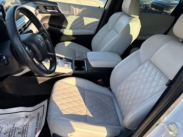 2022 Mitsubishi Outlander SEL