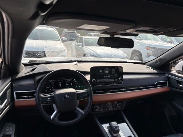 2022 Mitsubishi Outlander SEL