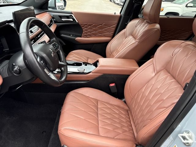 2025 Mitsubishi Outlander SEL